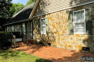 130 Canoe Ct, Mount Gilead, NC 27306 - Photo 4