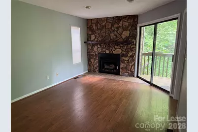 1420 11th Street Drive NW, Hickory, NC 28601 - Photo 1