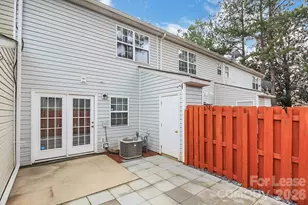 11633 Boxer Ln, Charlotte, NC 28269 - Photo 18