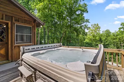 237 Biltmore Circle, Bryson City, NC 28713 - Photo 4
