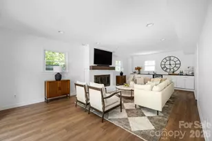 6614 Old Providence Rd, Charlotte, NC 28226 - Photo 8