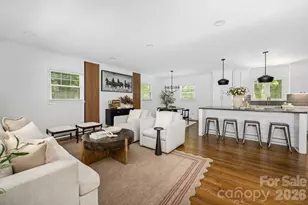 6614 Old Providence Rd, Charlotte, NC 28226 - Photo 2