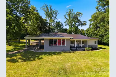 104 31st Avenue NE, Hickory, NC 28601 - Photo 1