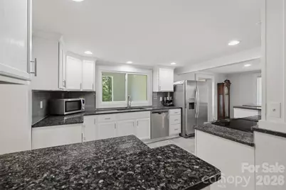 104 31st Avenue NE, Hickory, NC 28601 - Photo 20
