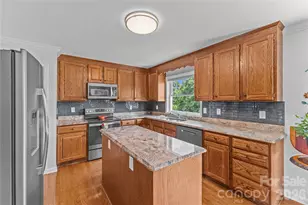 107 Twin Lakes Dr, Statesville, NC 28625 - Photo 18