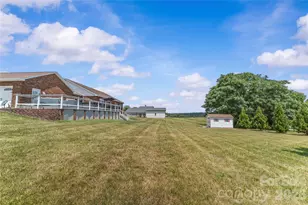107 Twin Lakes Dr, Statesville, NC 28625 - Photo 36
