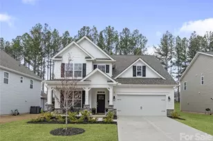 141 Rhuidean Ct, Troutman, NC 28166 - Photo 1