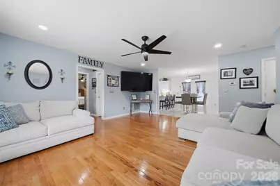 927 Victoria Avenue, Kannapolis, NC 28081 - Photo 12