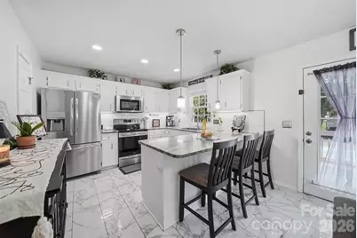927 Victoria Avenue, Kannapolis, NC 28081 - Photo 4