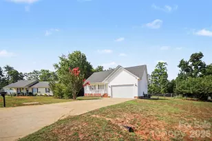 137 Chambwood Ln, Shelby, NC 28152 - Photo 32