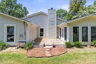 6325 Ellesmere Ct, Charlotte, NC 28227 - Photo 46