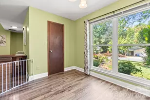 6325 Ellesmere Ct, Charlotte, NC 28227 - Photo 18