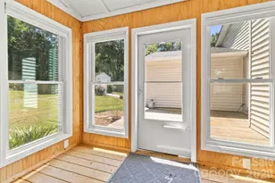 6325 Ellesmere Ct, Charlotte, NC 28227 - Photo 24