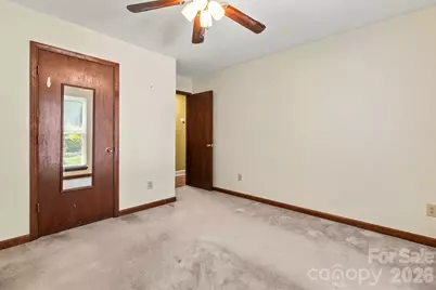 6325 Ellesmere Court, Charlotte, NC 28227 - Photo 34