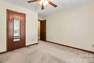 6325 Ellesmere Ct, Charlotte, NC 28227 - Photo 34