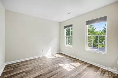 6111 Whispering Brook Court, Charlotte, NC 28216 - Photo 20