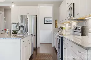 1012 Overlake Dr, Belmont, NC 28012 - Photo 16