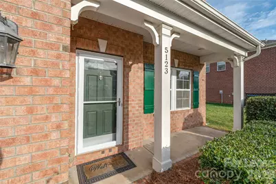 5123 Poplar Knoll Drive, Matthews, NC 28105 - Photo 2