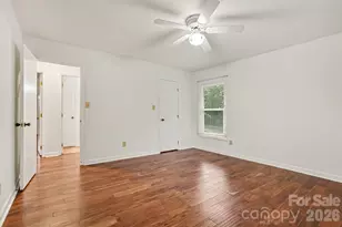 8225 Strawberry Ln, Charlotte, NC 28277 - Photo 26