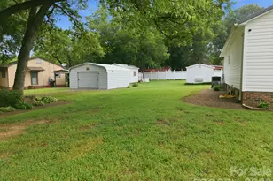 112 W 23rd St, Newton, NC 28658 - Photo 24
