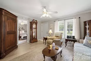 112 W 23rd St, Newton, NC 28658 - Photo 4