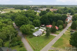 112 W 23rd St, Newton, NC 28658 - Photo 38