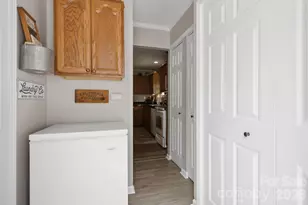 112 W 23rd St, Newton, NC 28658 - Photo 10