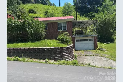 637 Toe Cane Road, Bakersville, NC 28705 - Photo 2
