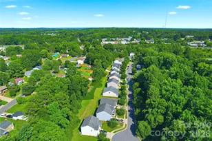 1305 Lauren Village Drive, Charlotte, NC 28213 - Photo 34