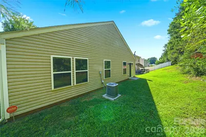 1305 Lauren Village Drive, Charlotte, NC 28213 - Photo 28