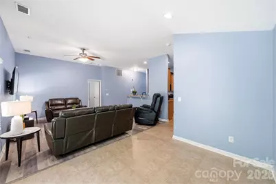 1305 Lauren Village Drive, Charlotte, NC 28213 - Photo 10
