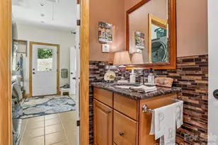300 Pinnacle Peak Ln, Flat Rock, NC 28731 - Photo 18