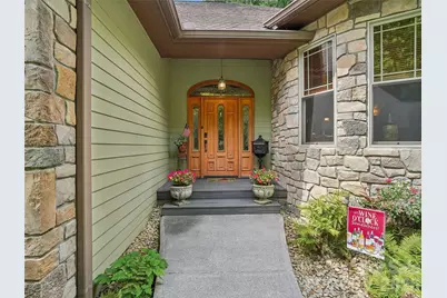 300 Pinnacle Peak Lane, Flat Rock, NC 28731 - Photo 4
