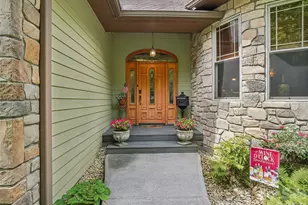 300 Pinnacle Peak Ln, Flat Rock, NC 28731 - Photo 4
