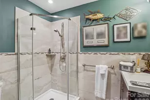 300 Pinnacle Peak Ln, Flat Rock, NC 28731 - Photo 34