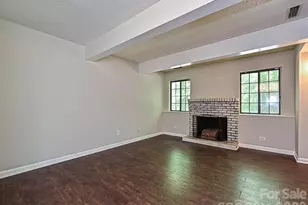 9111 Sharonbrook Dr, Charlotte, NC 28210 - Photo 2