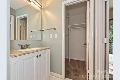 9111 Sharonbrook Drive, Charlotte, NC 28210 - Photo 16