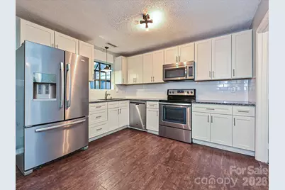 9111 Sharonbrook Drive, Charlotte, NC 28210 - Photo 6