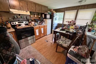 806 Oval St, Kannapolis, NC 28081 - Photo 8