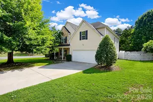 2001 Choke Berry Way, Waxhaw, NC 28173 - Photo 2