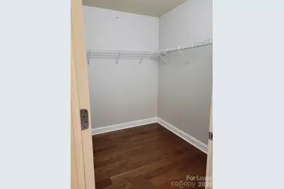 701 Royal Court #610, Charlotte, NC 28202 - Photo 8