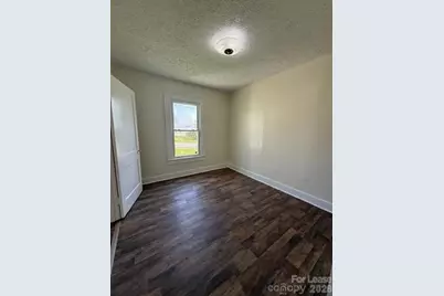 118 Olive Avenue, Lenoir, NC 28645 - Photo 6