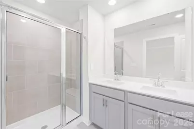 [Address not provided], Charlotte, NC 28216 - Photo 16