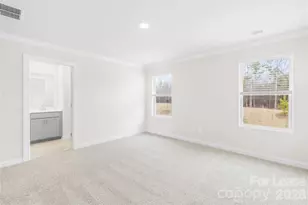 [Address not provided], Charlotte, NC 28216 - Photo 14