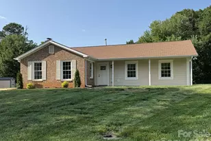 9113 Darius Ct, Charlotte, NC 28227 - Photo 4