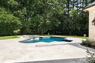 4523 Fox Brook Ln, Charlotte, NC 28211 - Photo 40