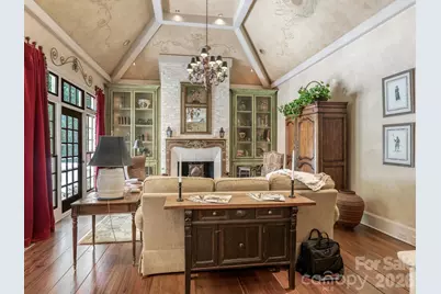 4523 Fox Brook Lane, Charlotte, NC 28211 - Photo 22