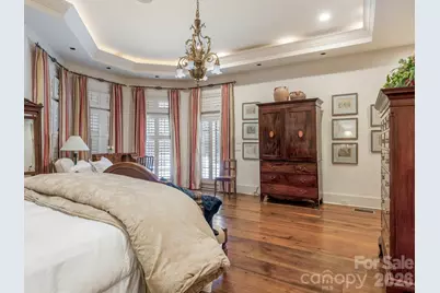 4523 Fox Brook Lane, Charlotte, NC 28211 - Photo 12