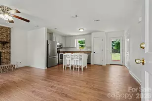 5301 Great Wagon Rd, Charlotte, NC 28215 - Photo 10