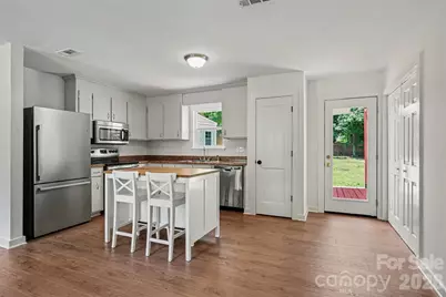 5301 Great Wagon Road, Charlotte, NC 28215 - Photo 12